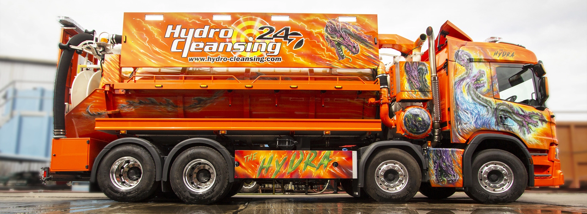 UK Environmental Maintenance - Tanker Image 1