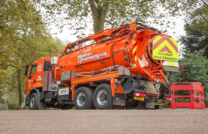 UK Environmental Maintenance - Tanker Image 9
